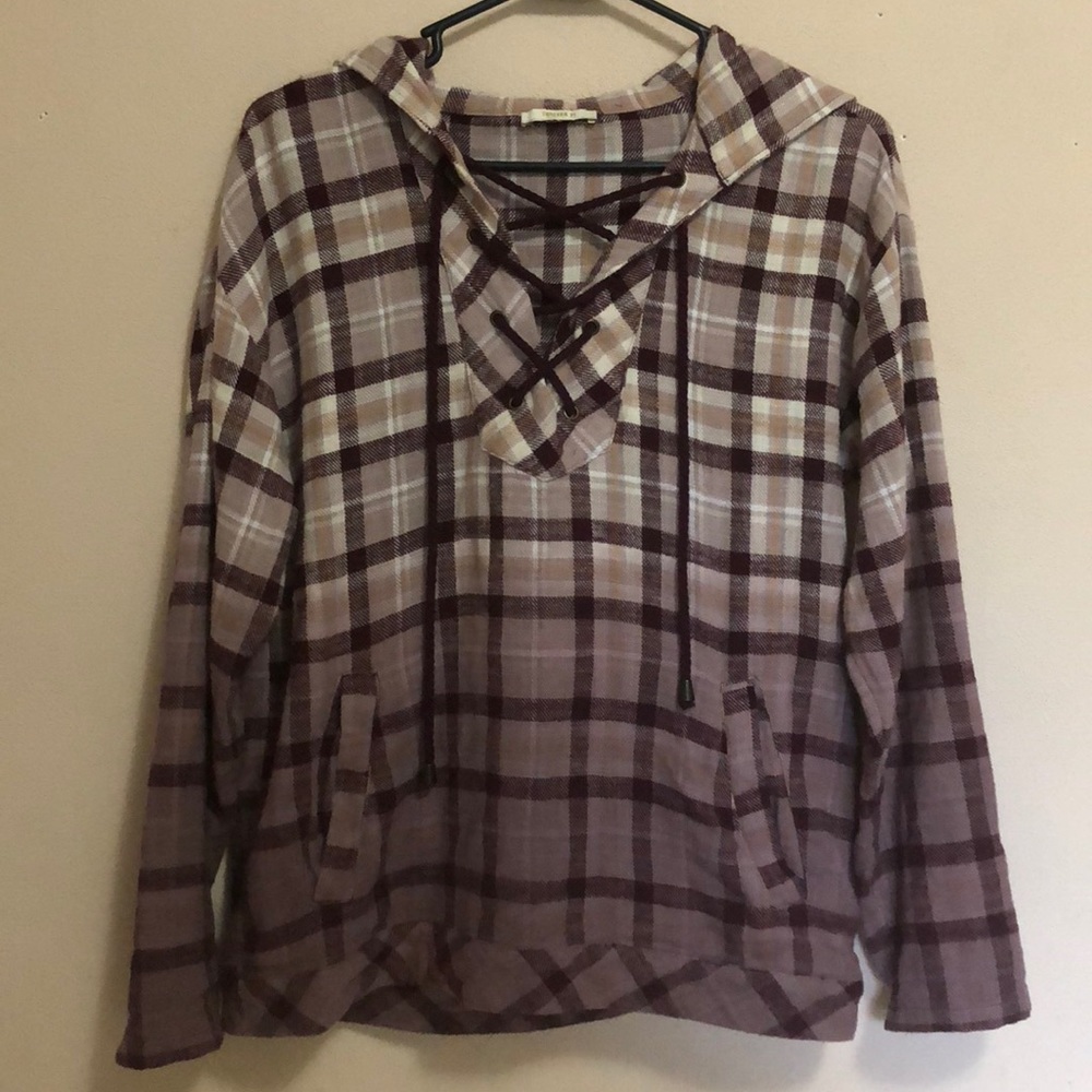 Plaid lace up ombré hoodie with pockets